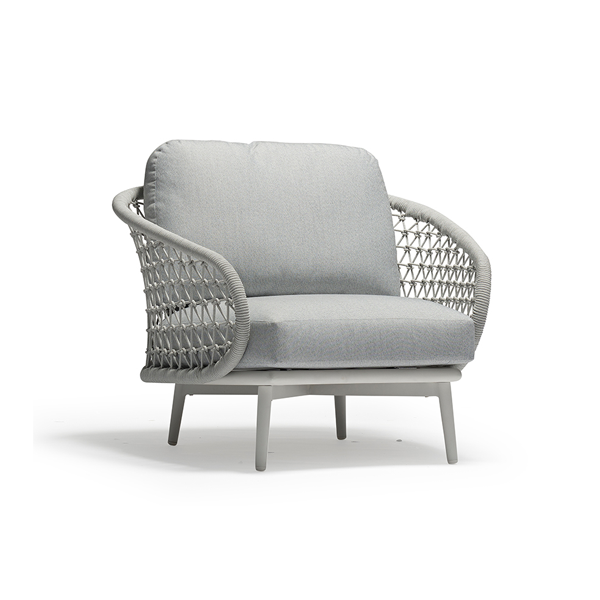 CUDDLE ARMCHAIR